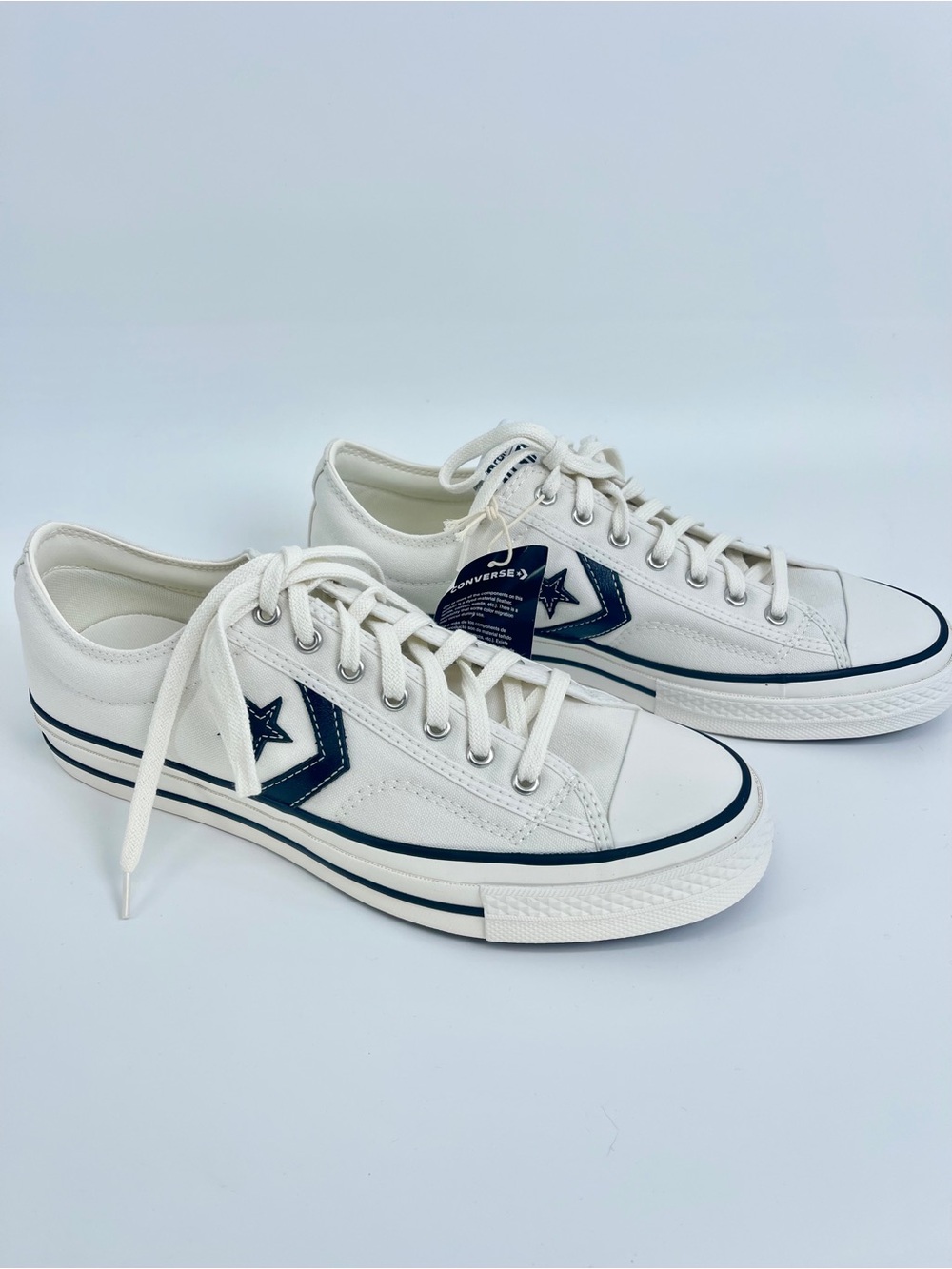 Converse Men’s White Low-Top Sneakers with Black Star Trim - Picture 3 of 7